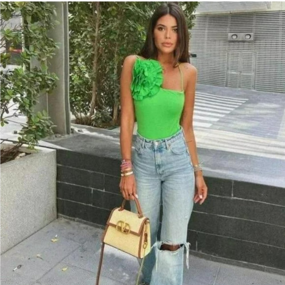 NWOT influencer fav zara green swim size small